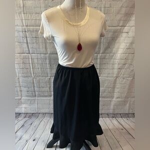 Venezia Jeans Clothing Black Skirt, Ruffle Bottom NWOT